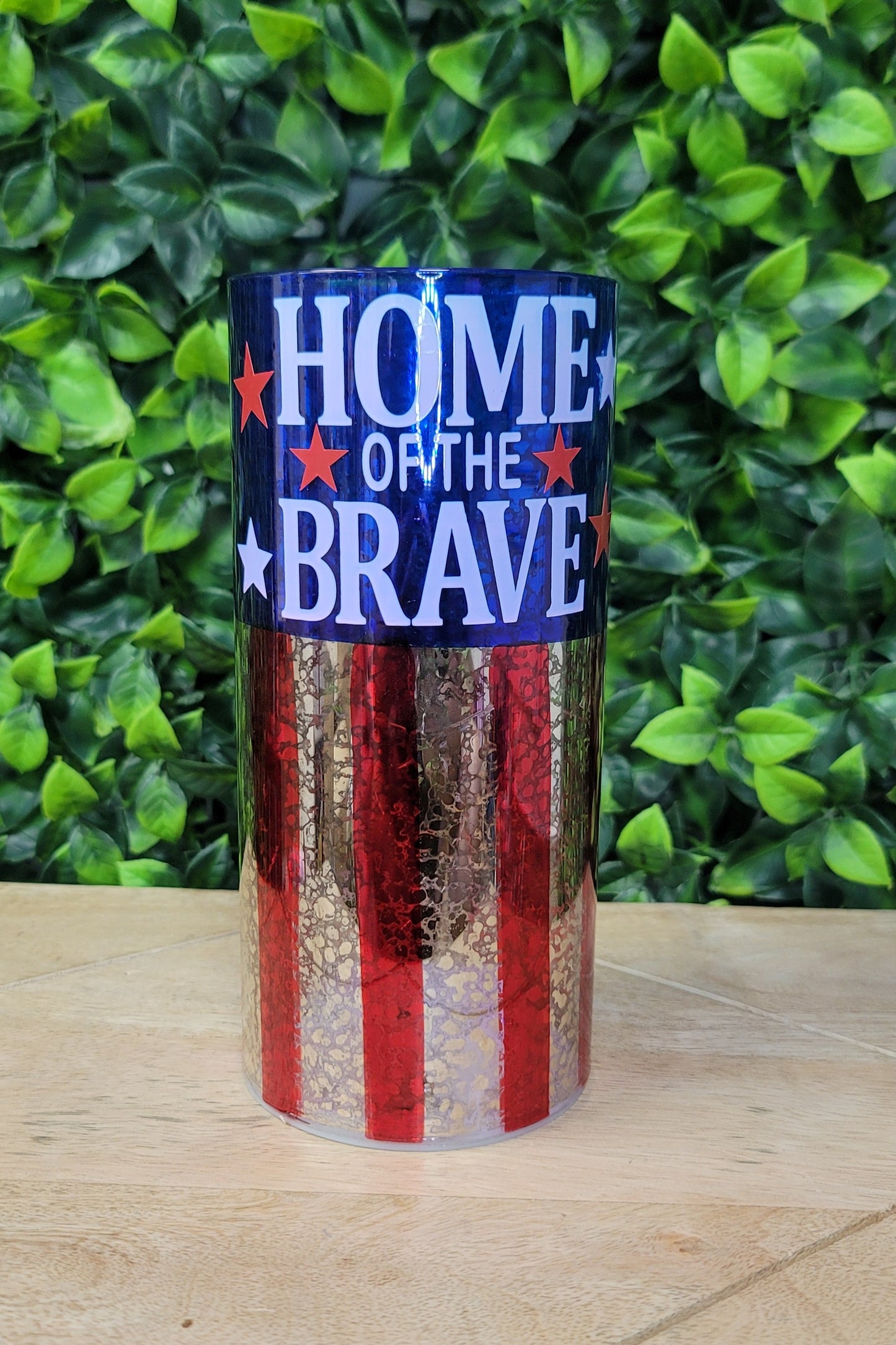 LED Patriotic Vase