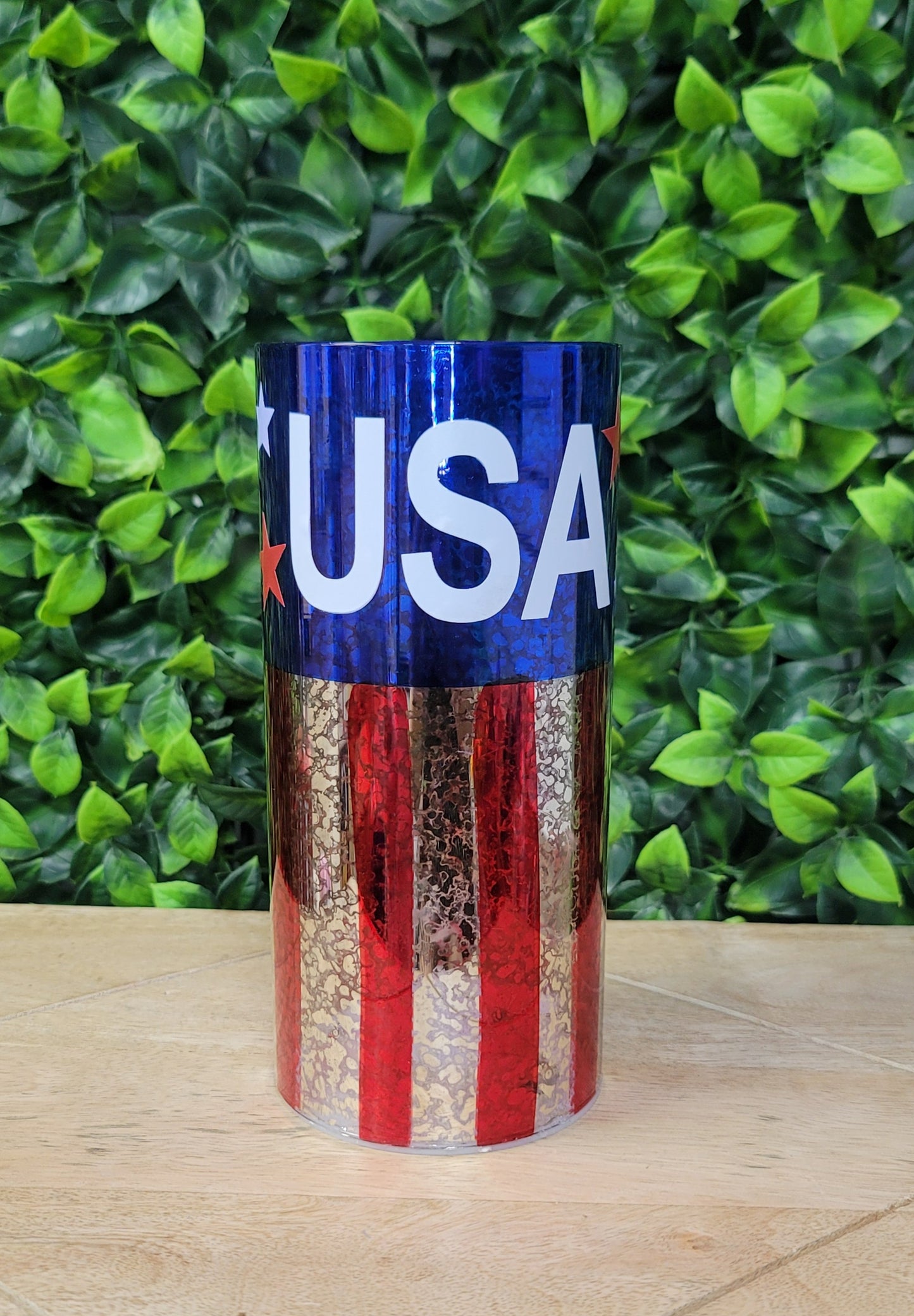LED Patriotic Vase