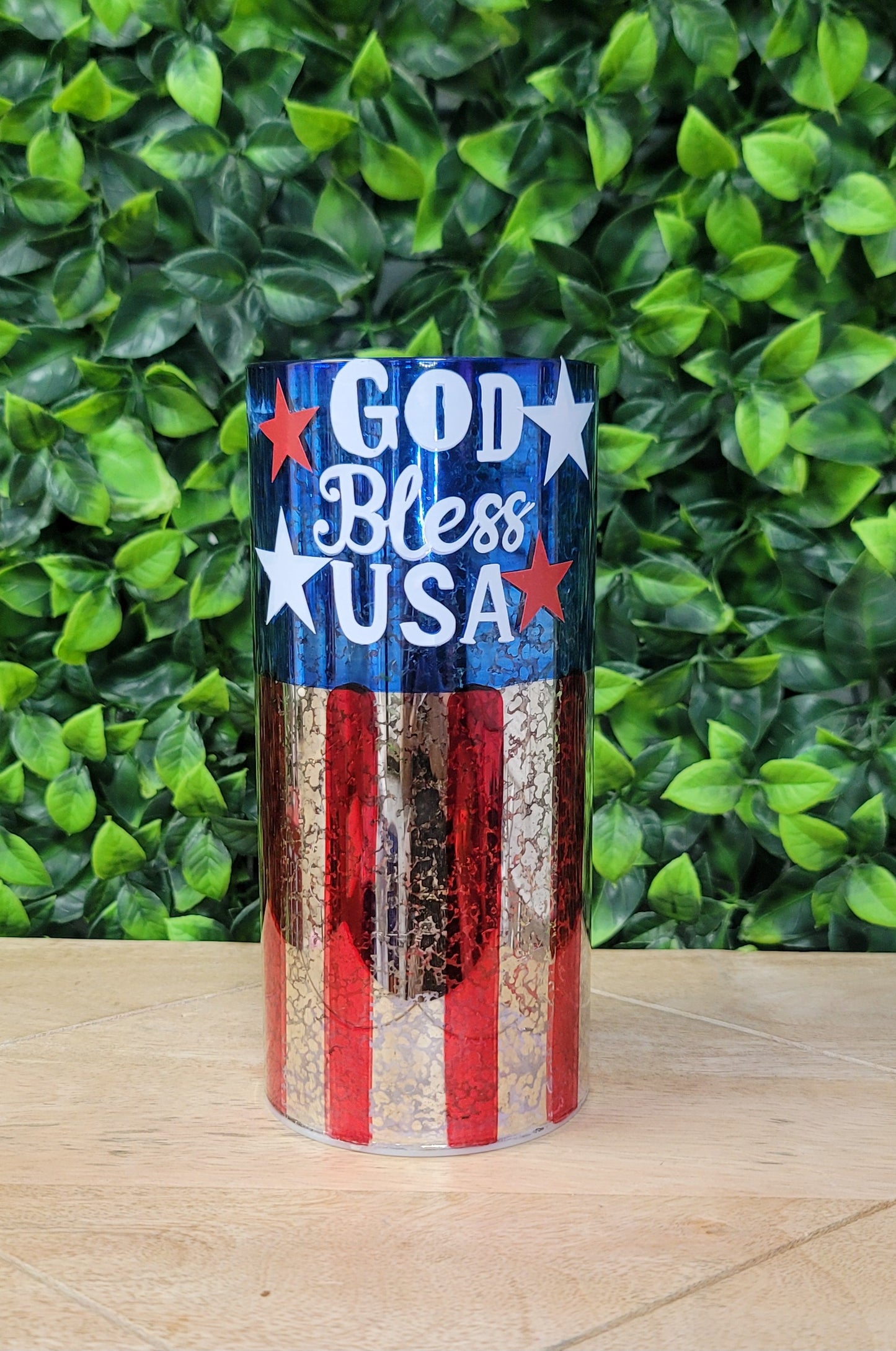 LED Patriotic Vase