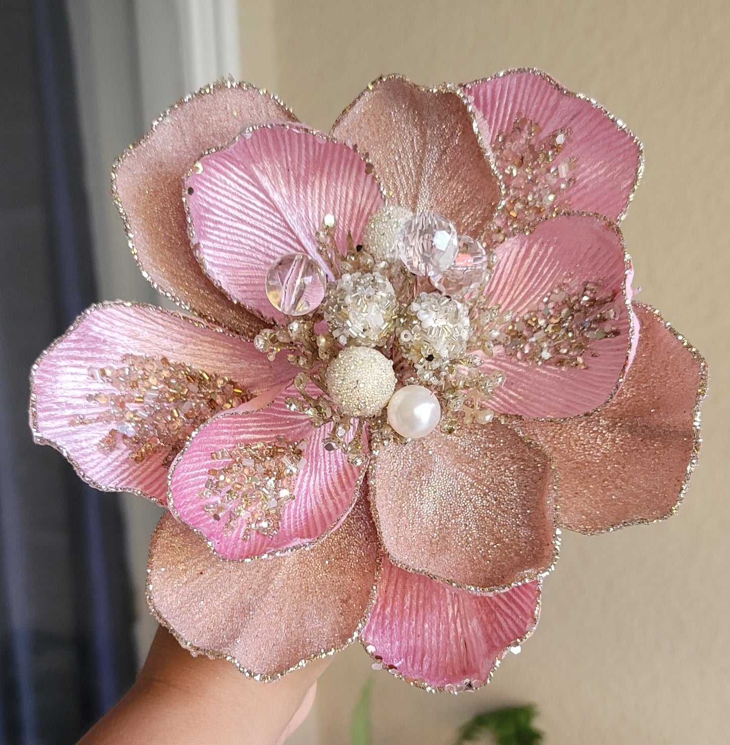 Magnolia Pick