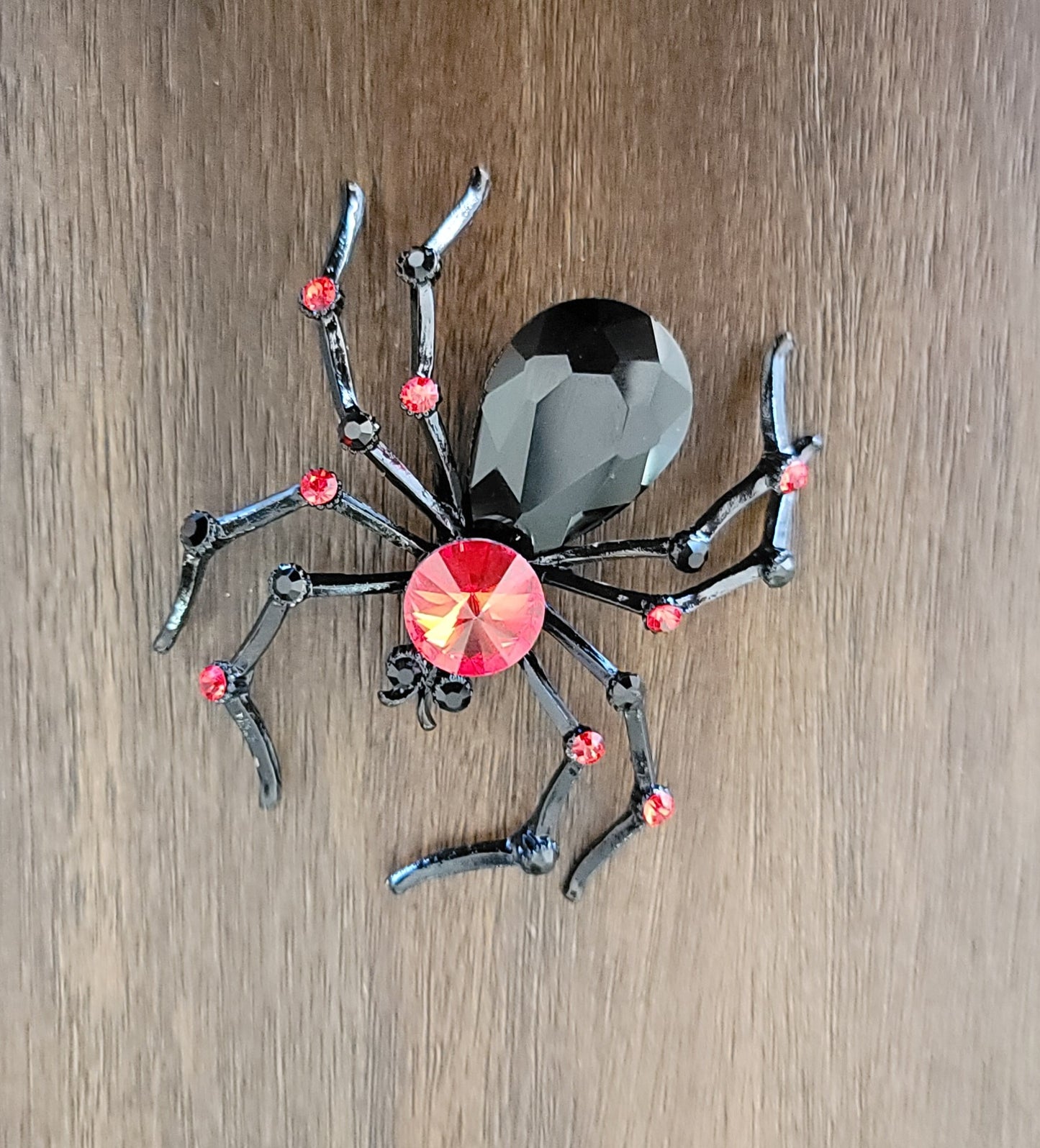 Spider Pin