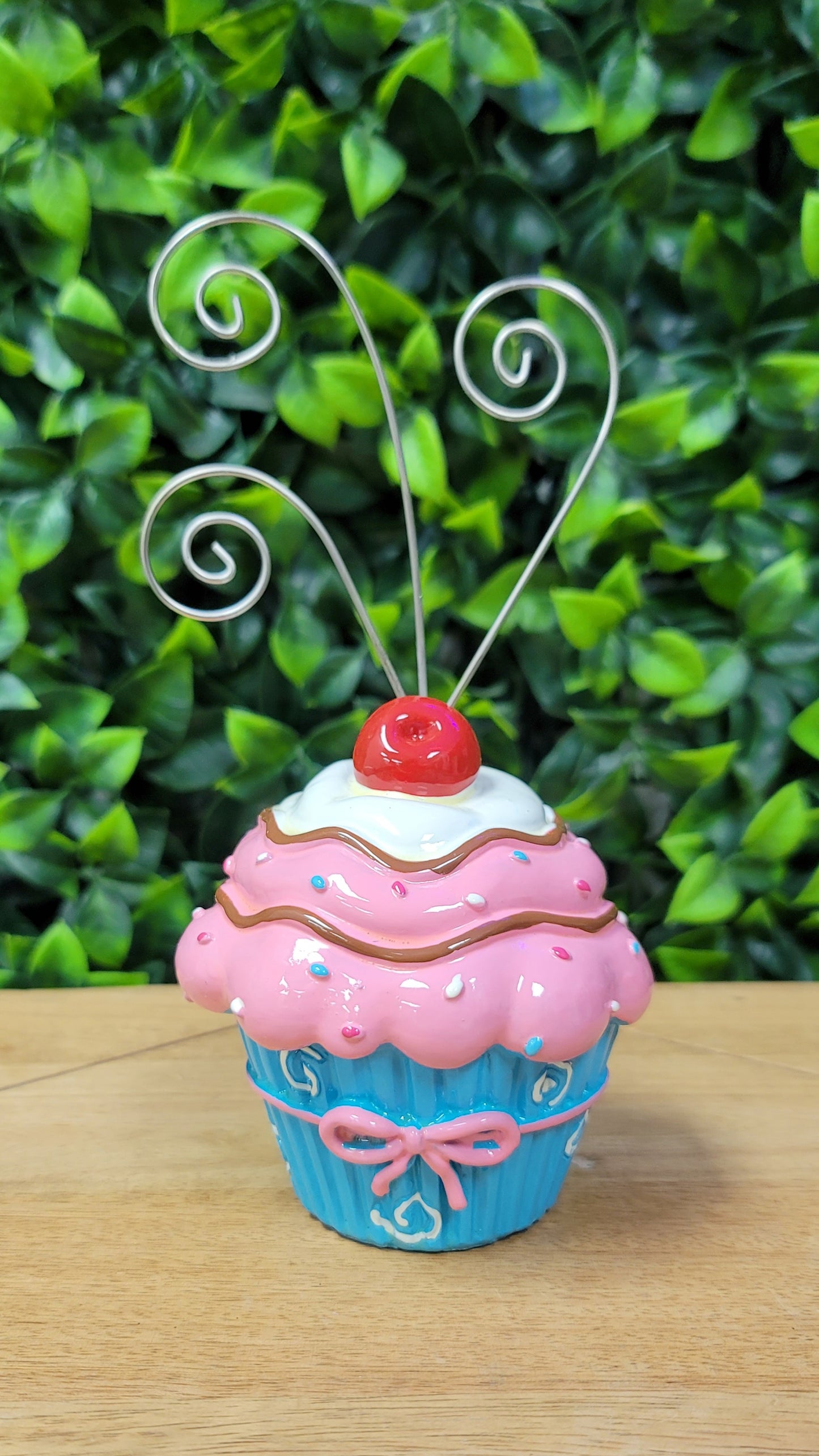 Cupcake Photo Holder